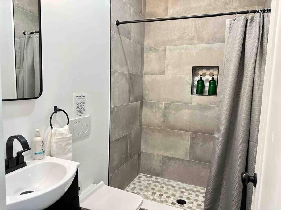 Апартаменты Secret Escape 20 Min From Nyc N 1 Джерси-Сити Экстерьер фото