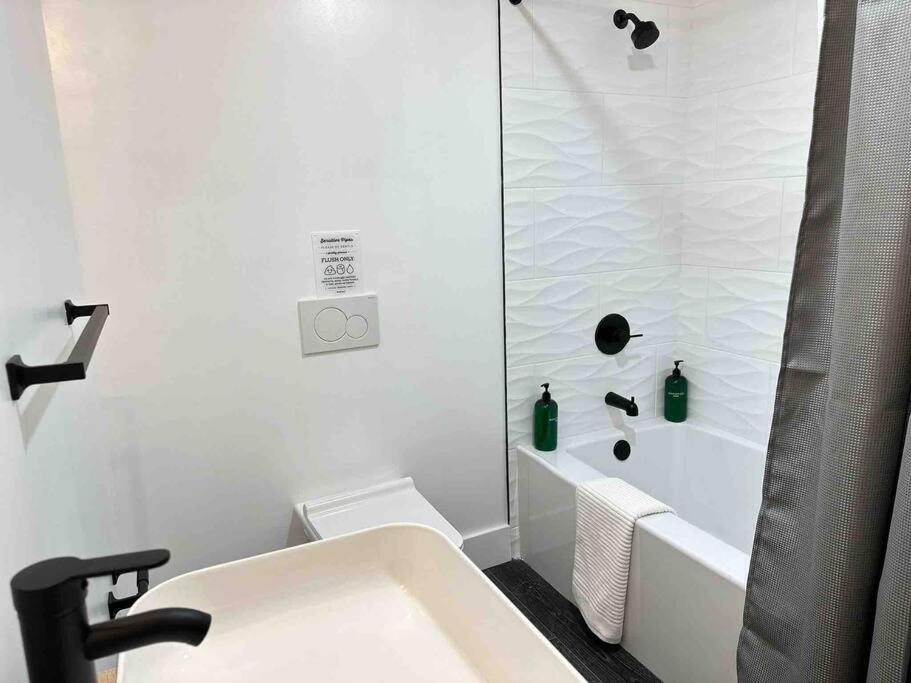 Апартаменты Secret Escape 20 Min From Nyc N 1 Джерси-Сити Экстерьер фото